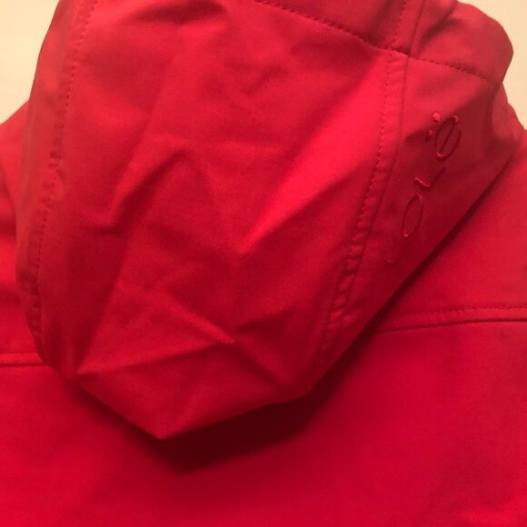lolë Avenue Light Softshell Jacket - M - Picture 10 of 14